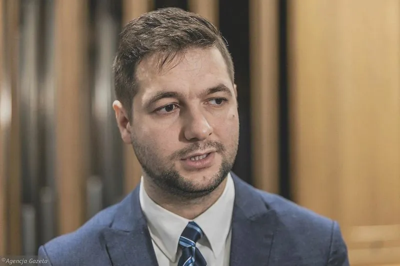 Patryk Jaki na TikToku: Jak polityka zdobywa serca młodszych pokoleń