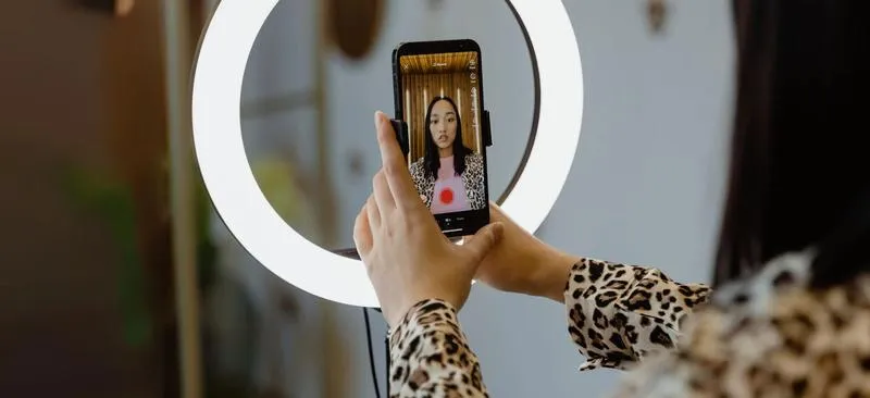 Stawki za wyświetlenia na TikToku